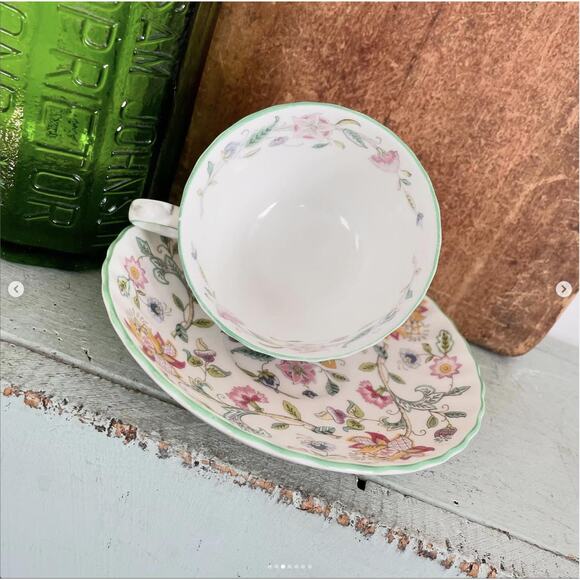Vintage Teacup Saucer Minton England Bone China Swirl Floral Haddon Hall Pattern - Picture 3 of 8